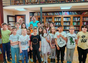 ЧУВЕНИ ДЕЧЈИ ПИСАЦ ДЕЈАН АЛЕКСИЋ ГОСТ НАРОДНЕ БИБЛИОТЕКЕ
