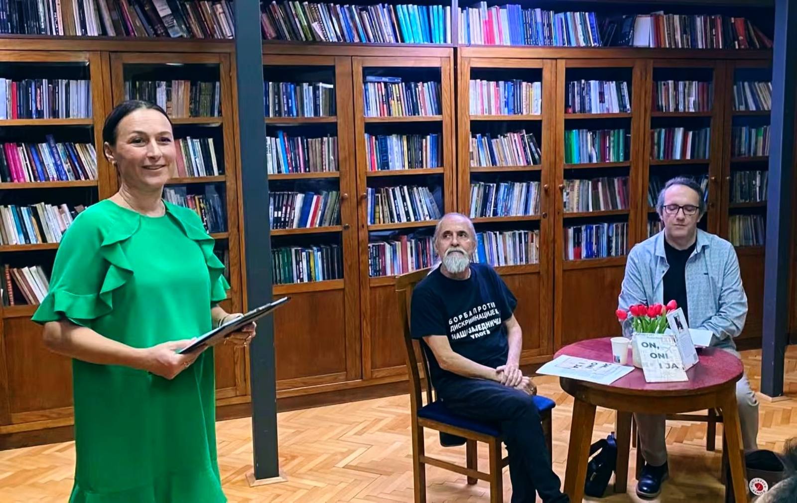 ПРЕДСТАВЉЕНА ПРВА ЗБИРКА ПОЕЗИЈЕ МАРКА РЕПЦА „ОН, ОНИ И ЈА“